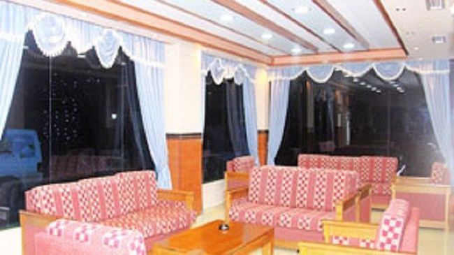 酒店 Bahamas Sarande