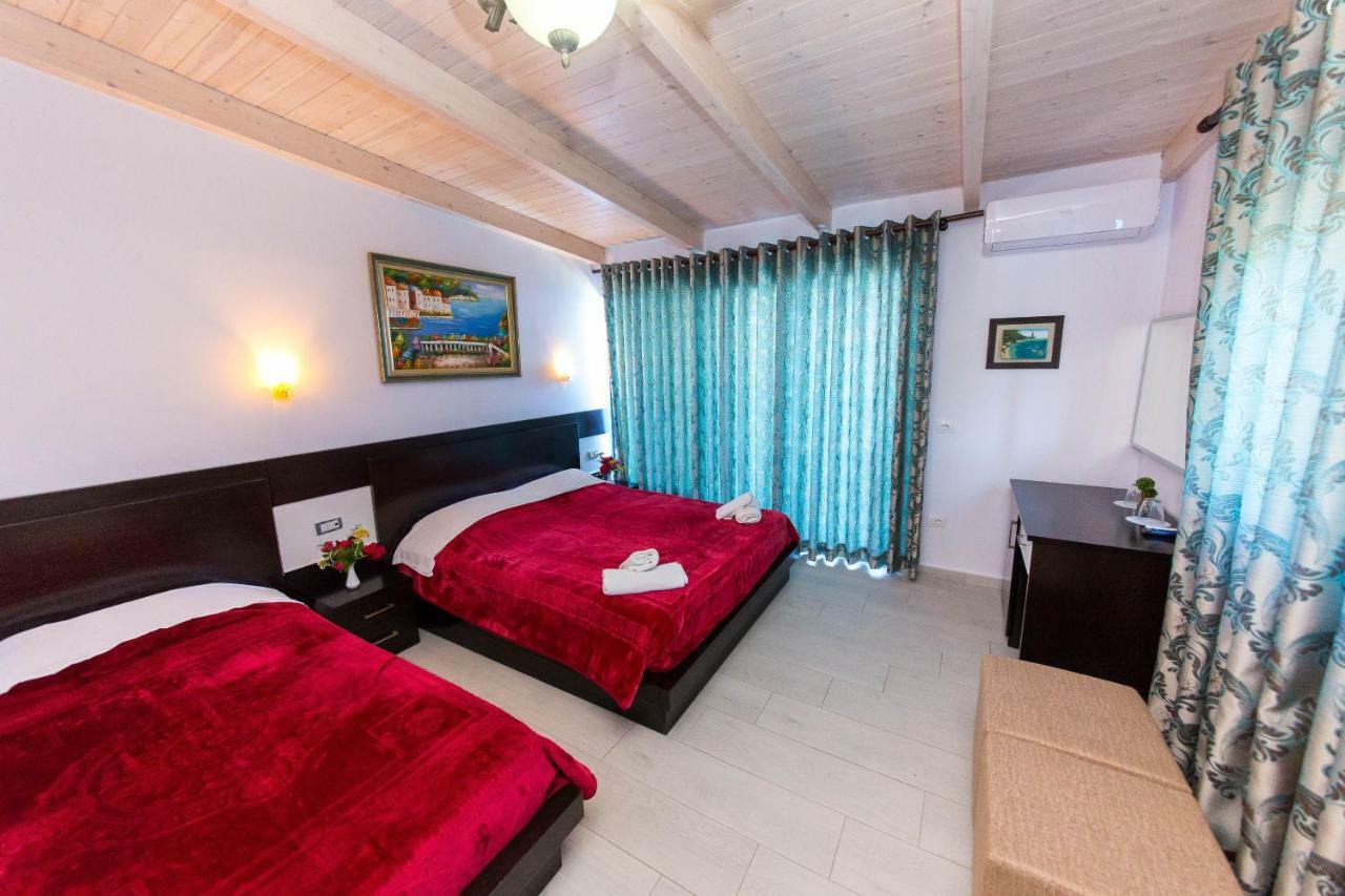 Bahamas 4* Sarande