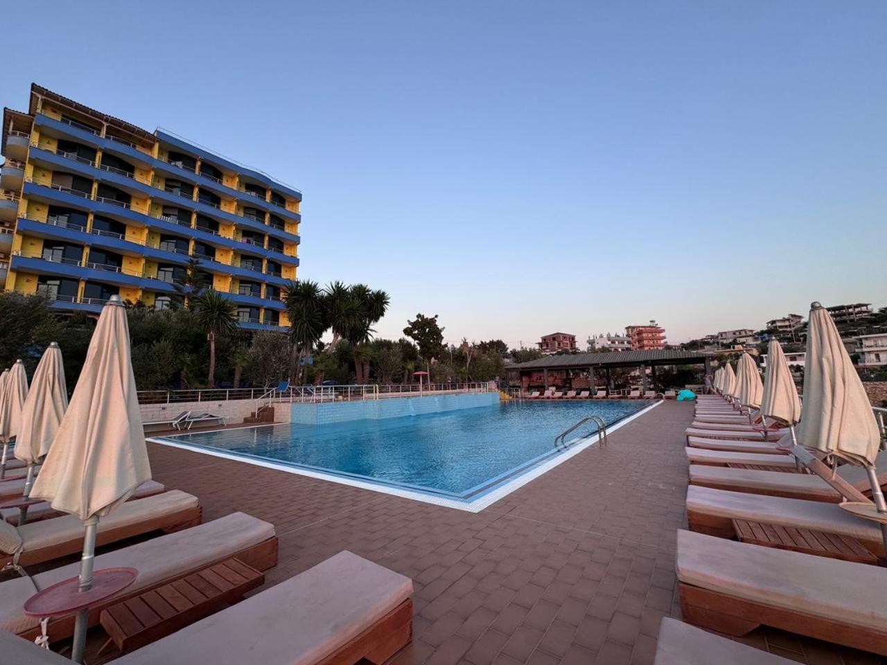 Hotel Bahamas Sarandë